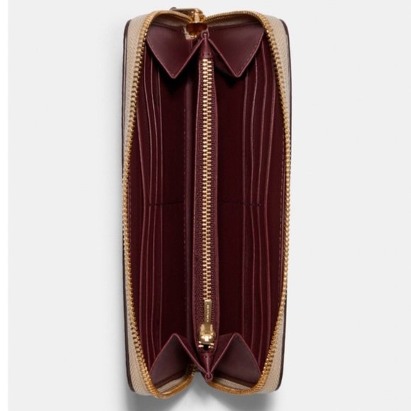 Coach Signature Disney Cinderella Accordion Zip - Picture 2 of 5